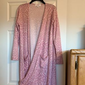 LuLaRoe pink leopard Sarah midi length cardigan.